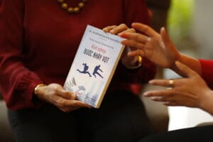 Read more about the article TRANSFORMING KNOWLEDGE IN BOOKS INTO CONCRETE ACTION